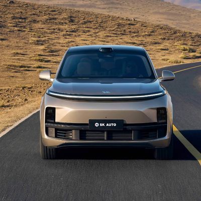 Li Auto Inc. Stellt Li 18, sein Sechs-Seat, großes erstklassiges intelligentes SUV für Familien und Geschäft vor
