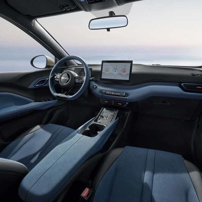 5 Sitzplätze BYD EV Auto Meuse Elektrofahrzeug mit mehreren Innenraumfunktionen saubere Energie