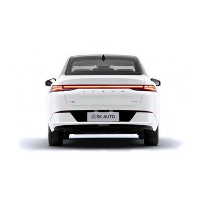 Der auf Lager im 5-Sitze- Automobil nagelneuen 0km Energie-Fahrzeuge Ev-Auto Xiaopeng P5 für Familien