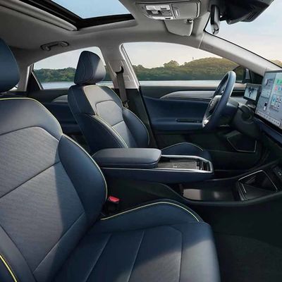2024 China Geely Geometry G6 Neues Elektroauto Geely Geometry G6 EV Auto Hohe Akkulaufzeit Zentralsteuerung Großer Bildschirm