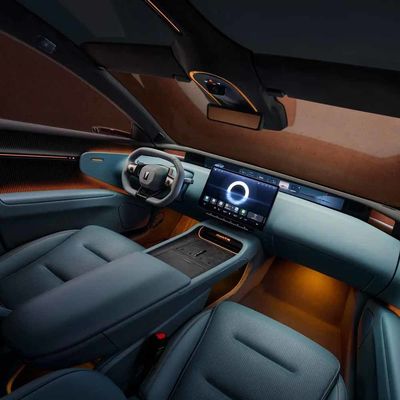 Neu eingeführte 700 Km reine elektrische Reichweite Permanent Magnet Motor Avatr12 Elektrofahrzeuge