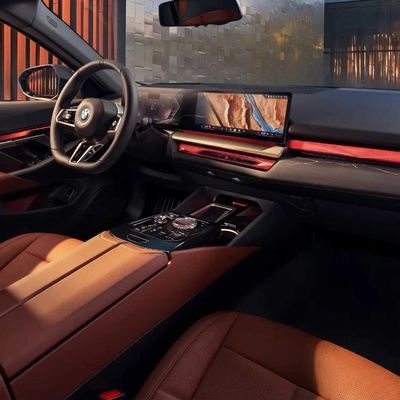 2024 neues Modell kürzlich eingeführt BMW i5 Elektroauto große Limousine eDrive 35 L rein elektrisch 286 PS