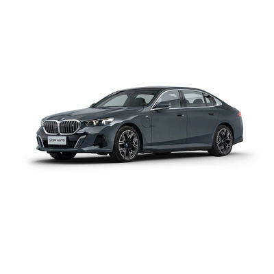 2024 neues Modell kürzlich eingeführt BMW i5 Elektroauto große Limousine eDrive 35 L rein elektrisch 286 PS