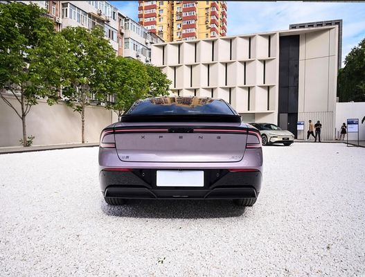 Xpeng 5-Sitzer Limousine EV mit 602/710 km Reichweite und 200 km/h Höchstgeschwindigkeit