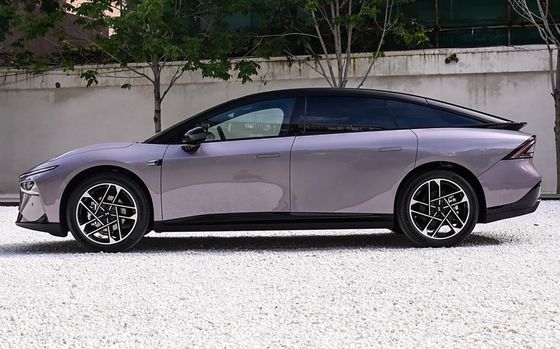 5 Sterne Sicherheitsbewertung Automobil EV mit 602/710km Reichweite Xpeng P7+