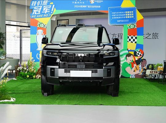 2025 Fast Charging BYD EV Car Leopard 8 mit 0,27 Stunden Ladezeit 180 Km/h Höchstgeschwindigkeit und Automatikgetriebe