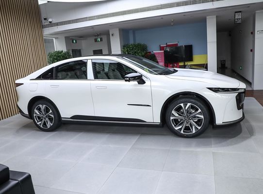 2025 Neues Modell Extender Automobile EV mit 5 Sitzplätzen Mazda EZ6 Long Ranger Hybrid Elektroauto mit Sonnendach