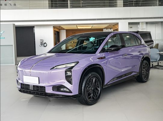 202/253 KW Motor Hongqi Limousine Elektroauto mit maximaler Geschwindigkeit von 200 km/h und Länge von 4925 mm