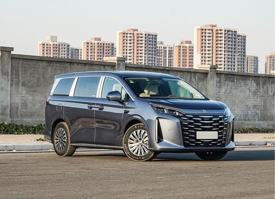 1100km Reichweite BYD Xia MPV 5145MM Länge Elektrofahrzeug für Unternehmen und Familie