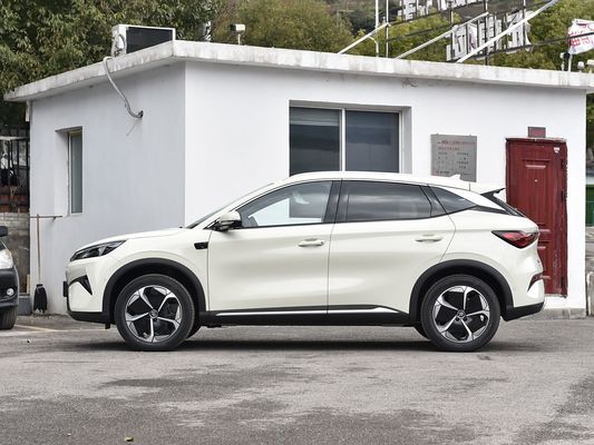150kW BYD Elektroauto Samrt Fahren 2025 Neues Modell Yuan Plus Schnelllade-EV Großer Raum für Familie mit Sonnendach