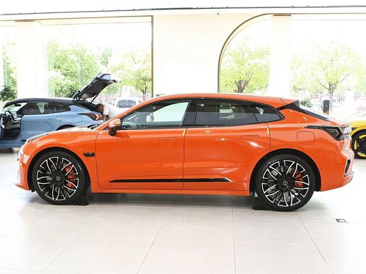 Zeekr 001 Elektrofahrzeug