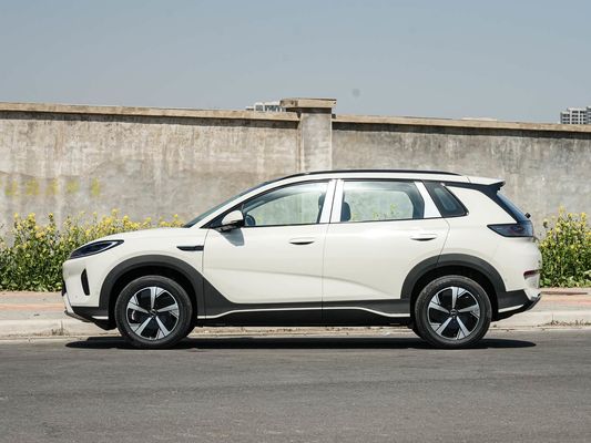 2025 Hot Selling Neues Modell BYD Sealion 05EV Elektrofahrzeug Schnellladung 520KM Langstreckenfahrzeug mit Sonnendach