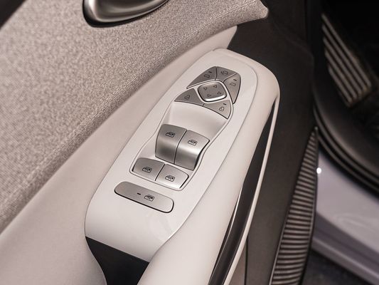 2025 Hot Selling Neues Modell BYD Sealion 05EV Elektrofahrzeug Schnellladung 520KM Langstreckenfahrzeug mit Sonnendach