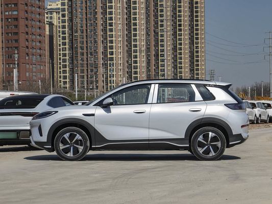 Touchscreen-Display Innenraum Eigenschaften 2025 Modell BYD EV Auto mit Sonnendach und 60,9 kWh Batterie Energie Schnellladung Elektrofahrzeug heiß verkauft