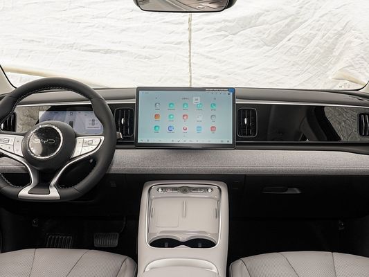 Touchscreen-Display Innenraum Eigenschaften 2025 Modell BYD EV Auto mit Sonnendach und 60,9 kWh Batterie Energie Schnellladung Elektrofahrzeug heiß verkauft