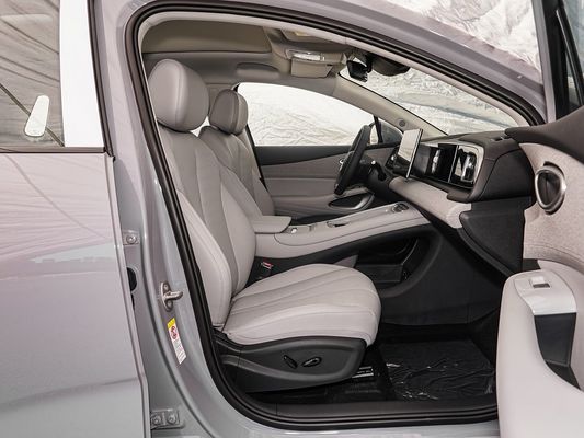Touchscreen-Display Innenraum Eigenschaften 2025 Modell BYD EV Auto mit Sonnendach und 60,9 kWh Batterie Energie Schnellladung Elektrofahrzeug heiß verkauft
