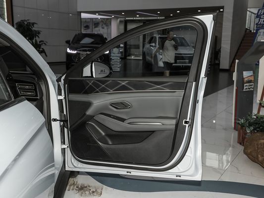 2025 BYD Elektroauto Qin L EV Multi-Link Unabhängige Aufhängung Schnellladung Neues Modell Warmverkauf mit Sonnendach