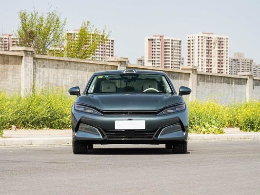 2025 leistungsstarkes Han L BYD Elektrofahrzeug mit Maximalleistung 500 KW und Lederruder 1000V Hochspannungs-Schnellladung