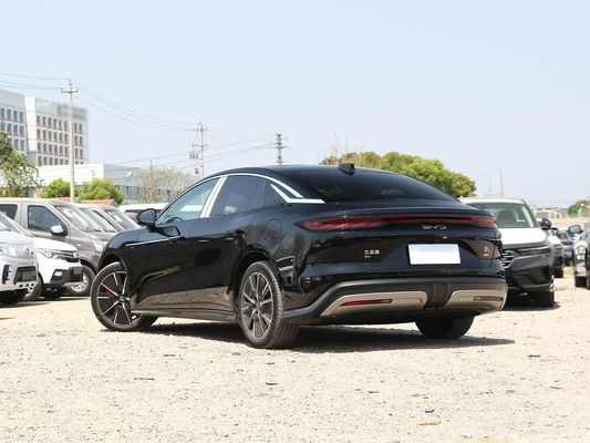 Modellfahrzeug 601km Reichweite 83.2kWh Batteriekapazität AWD Schnellladung Sonnendach Hochspannung Struktur Komfortabel für Familie