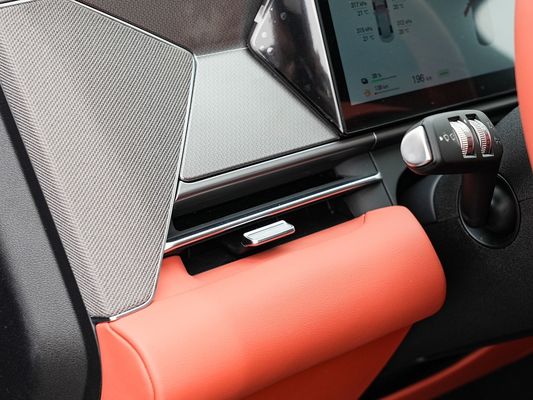 2025 BYD Neues Elektrofahrzeug für Leistung Tang L 810kW Leistung AWD Schnellladung 1000w/h 600km Reichweite Lange Reichweite 7 Sitzplätze mit Sonnendach