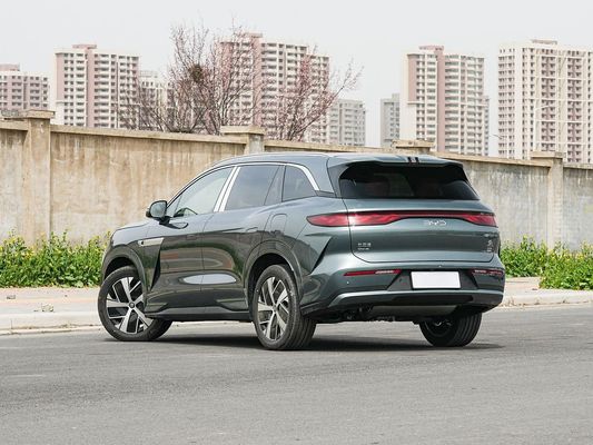 Neues heiß verkauftes BYD EV Auto 2025 Modell 100,5 KWh Batteriekapazität und schnelles Aufladen 0,1 Stunde 670KM Langstrecke 500kW Leistung Elektroauto Großer Platz für Familie 7 Sitzplätze