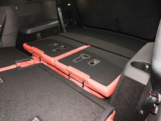 Neues heiß verkauftes BYD EV Auto 2025 Modell 100,5 KWh Batteriekapazität und schnelles Aufladen 0,1 Stunde 670KM Langstrecke 500kW Leistung Elektroauto Großer Platz für Familie 7 Sitzplätze