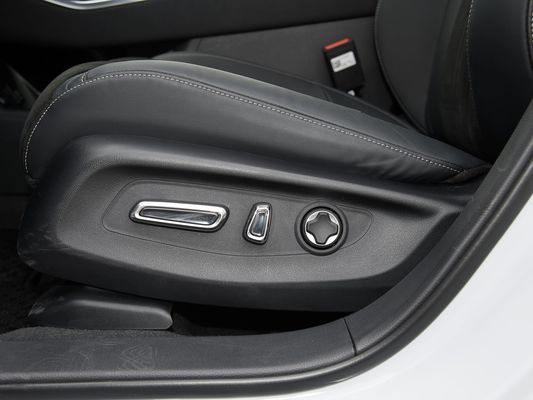 2025 Neues Modell Honda S7 Hochverkauf Elektrofahrzeug Große Batterie 650km Langstrecken-Schnelllade-EV mit Sonnendach