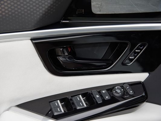350kW Motorleistung Vollelektrischer SUV Honda S7 Langstreckenfahrt 650km Schnellladung EV Neues Heißverkauf mit Sonnendach für Familie