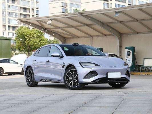 2025 BYD Elektrofahrzeug Siegel EV Smart Modell 650KM Langstrecken 80,64kWh Batterie Schnellladung Heiß verkaufen mit Sonnendach