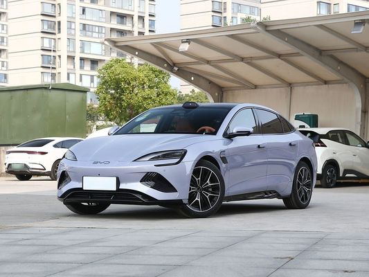 2025 BYD Elektrofahrzeug Siegel EV Smart Modell 650KM Langstrecken 80,64kWh Batterie Schnellladung Heiß verkaufen mit Sonnendach