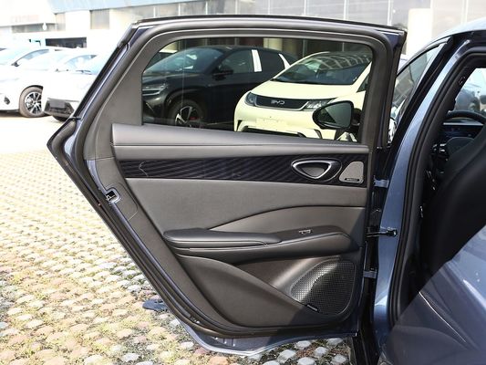 2025 BYD EV Car Seal AWD Performance Langstreckenfahrt 600KM Schnellladekraftwagen Allradantrieb Elektrofahrzeug mit Sonnendach