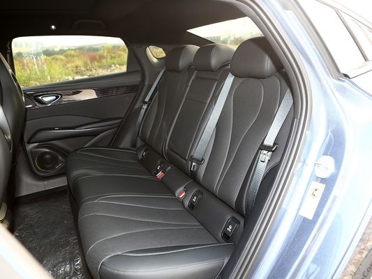 2025 BYD EV Car Seal AWD Performance Langstreckenfahrt 600KM Schnellladekraftwagen Allradantrieb Elektrofahrzeug mit Sonnendach