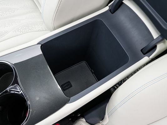 2025 BYD Elektrofahrzeug Siegel 06GT Schnelle Ladezeit von 0,33 Stunden und Leistung Langstreckenreichweite 550KM Große Batterie mit Sonnendach für Familie