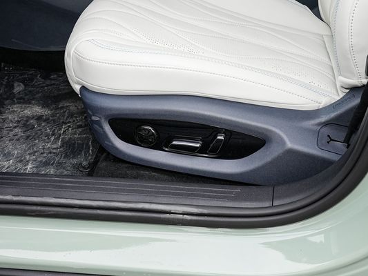 2025 BYD Elektrofahrzeug Siegel 06GT Schnelle Ladezeit von 0,33 Stunden und Leistung Langstreckenreichweite 550KM Große Batterie mit Sonnendach für Familie