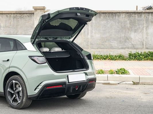 2025 BYD Elektrofahrzeug Siegel 06GT Schnelle Ladezeit von 0,33 Stunden und Leistung Langstreckenreichweite 550KM Große Batterie mit Sonnendach für Familie