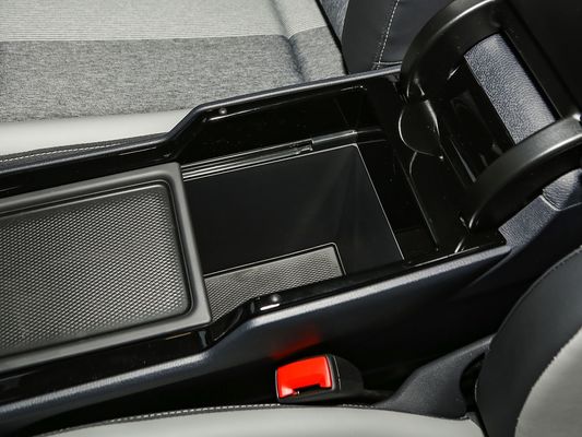 2025 VW Elektrofahrzeug ID.4 Schnellladefahrzeug Lange Reichweite 601km 80.4kWh Batterie Hot Selling Neues Modell Gute Leistung mit Sonnendach