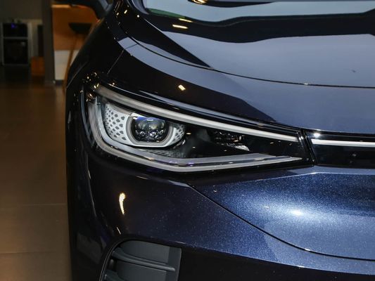 2025 VW Elektrofahrzeug ID.4 Schnellladefahrzeug Lange Reichweite 601km 80.4kWh Batterie Hot Selling Neues Modell Gute Leistung mit Sonnendach