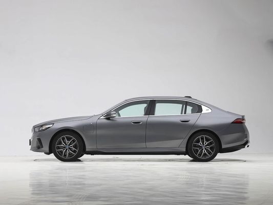 Neues Modell BMW I5 eDrive 2025 Hot-Selling Elektrofahrzeug Langstreckenfahrt Mehr als 700KM EV Schnellladung Limousine Limousine mit Sonnendach Großer Raum